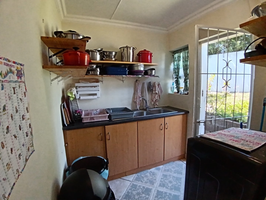 3 Bedroom Property for Sale in Fraaiuitsig Western Cape
